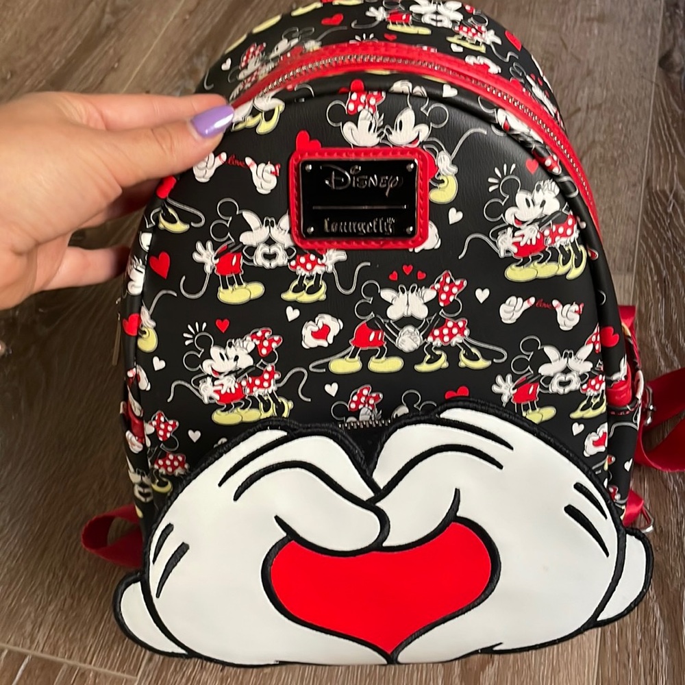 Disney Loungefly Mickey & Minnie 🫶🏼